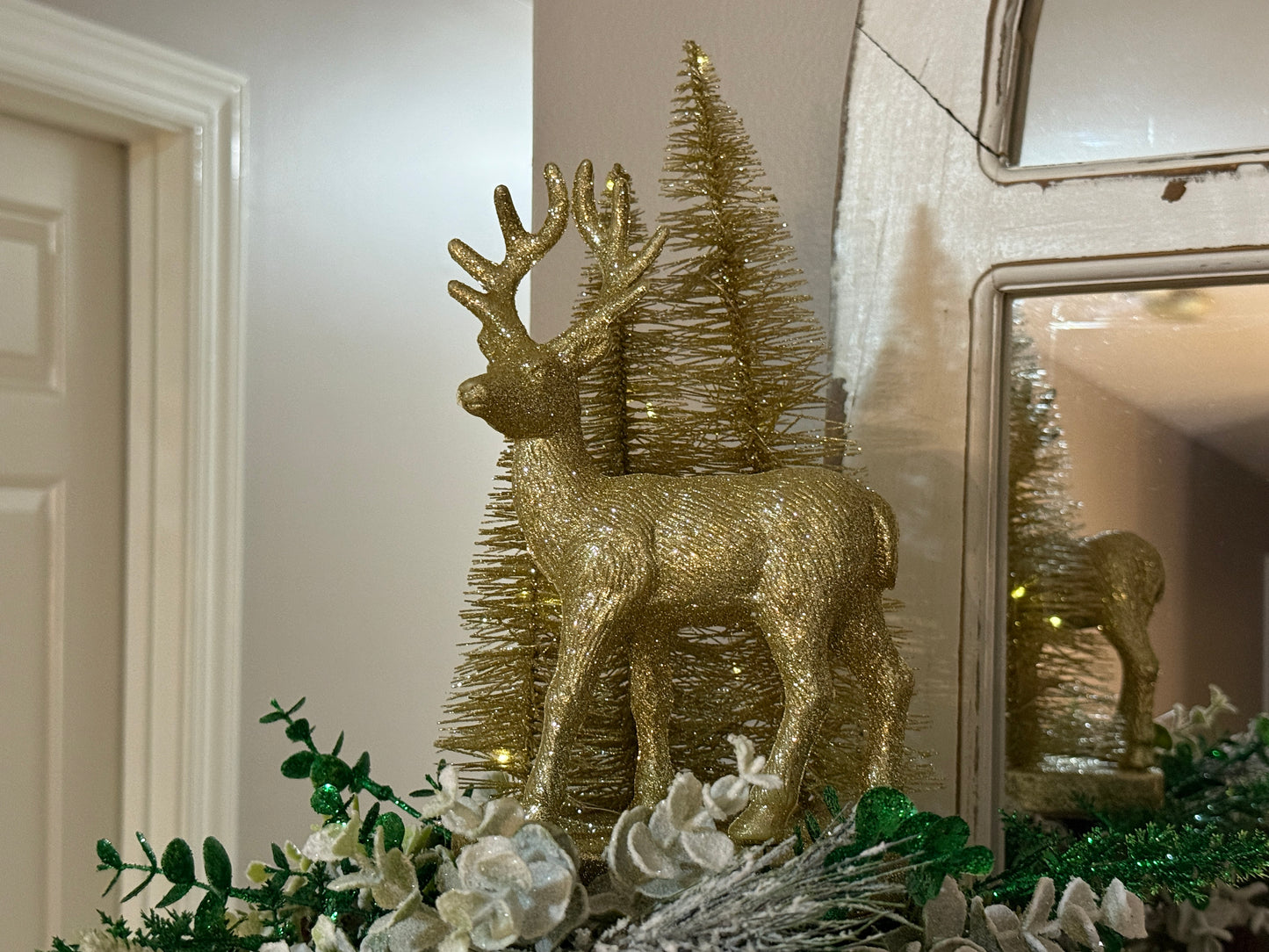 Golden Reindeer Christmas Arrangement – Elegant Woodland Holiday Decor