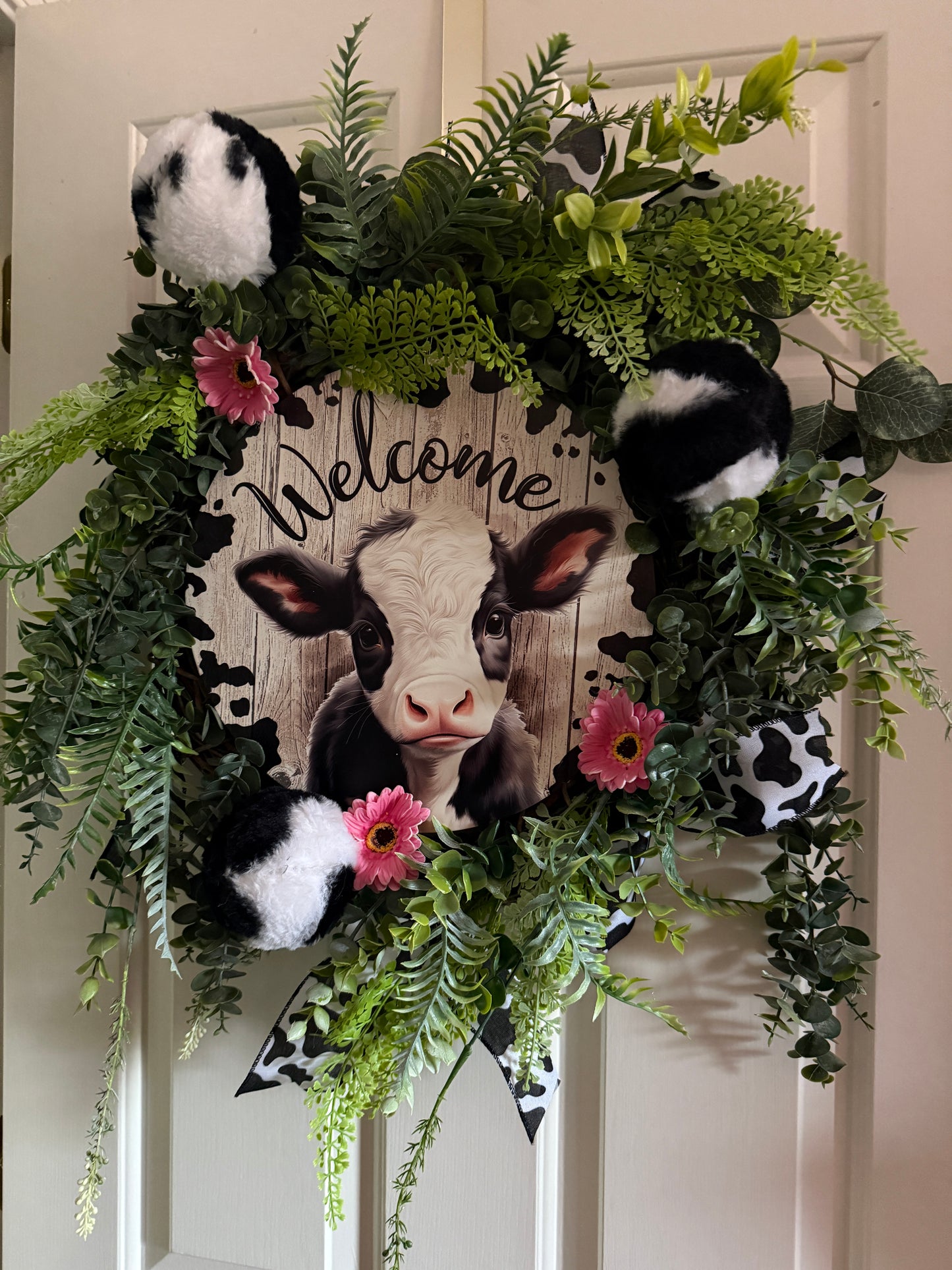Farmhouse Cow Welcome Greenery Wreath with Cowhide Accents