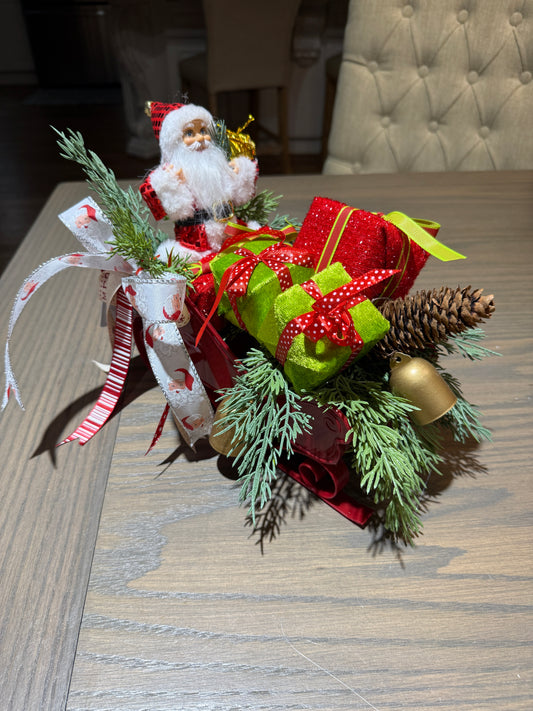 Santa’s Sleigh Christmas Arrangement