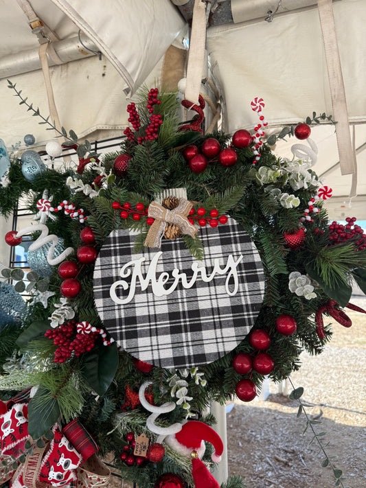 “Merry” Black & White Plaid Christmas Wreath – Farmhouse Holiday Door Décor