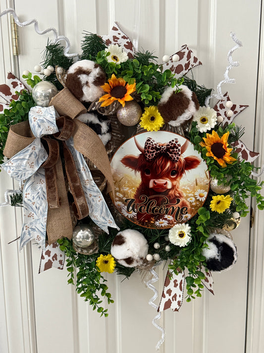 Farmhouse Highland Cow Welcome Wreath with Sunflowers & Cowhide Accents